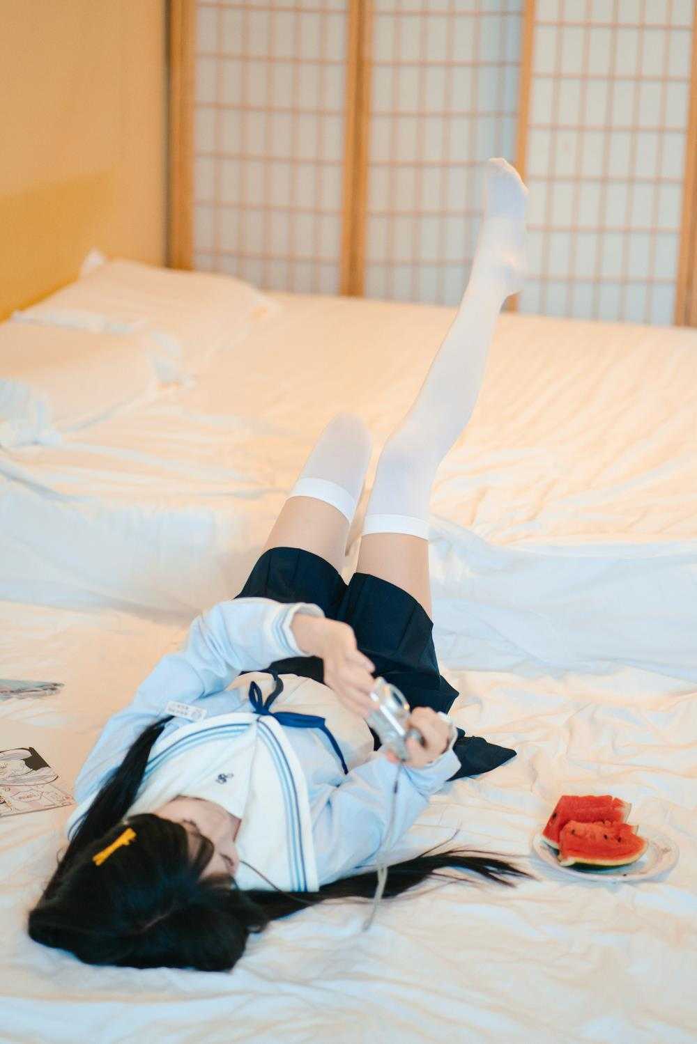 [吃了个迟] 夏日呓语II(素I足)[162P/7.26G]（4）